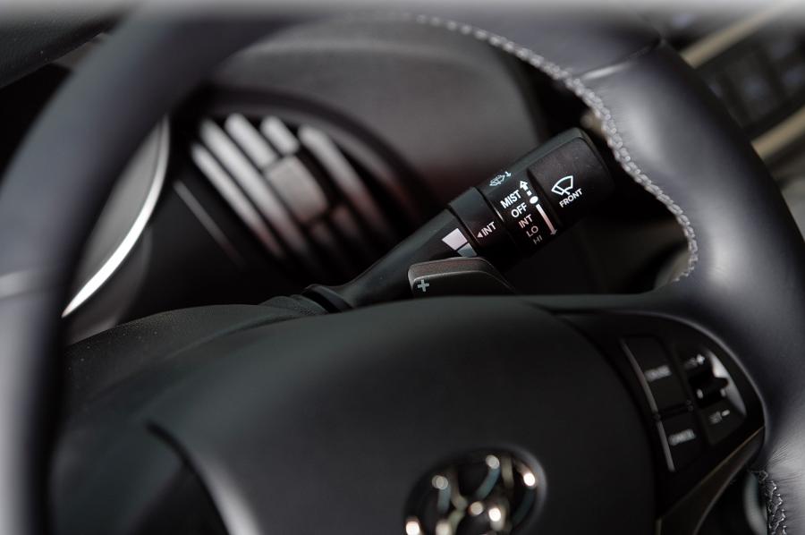  Hyundai Genesis Coupe 2013 года  (фото 31 из 76)